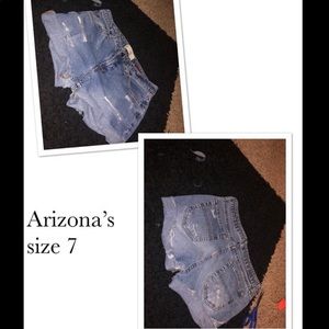 Arizona size 7 cutoffs